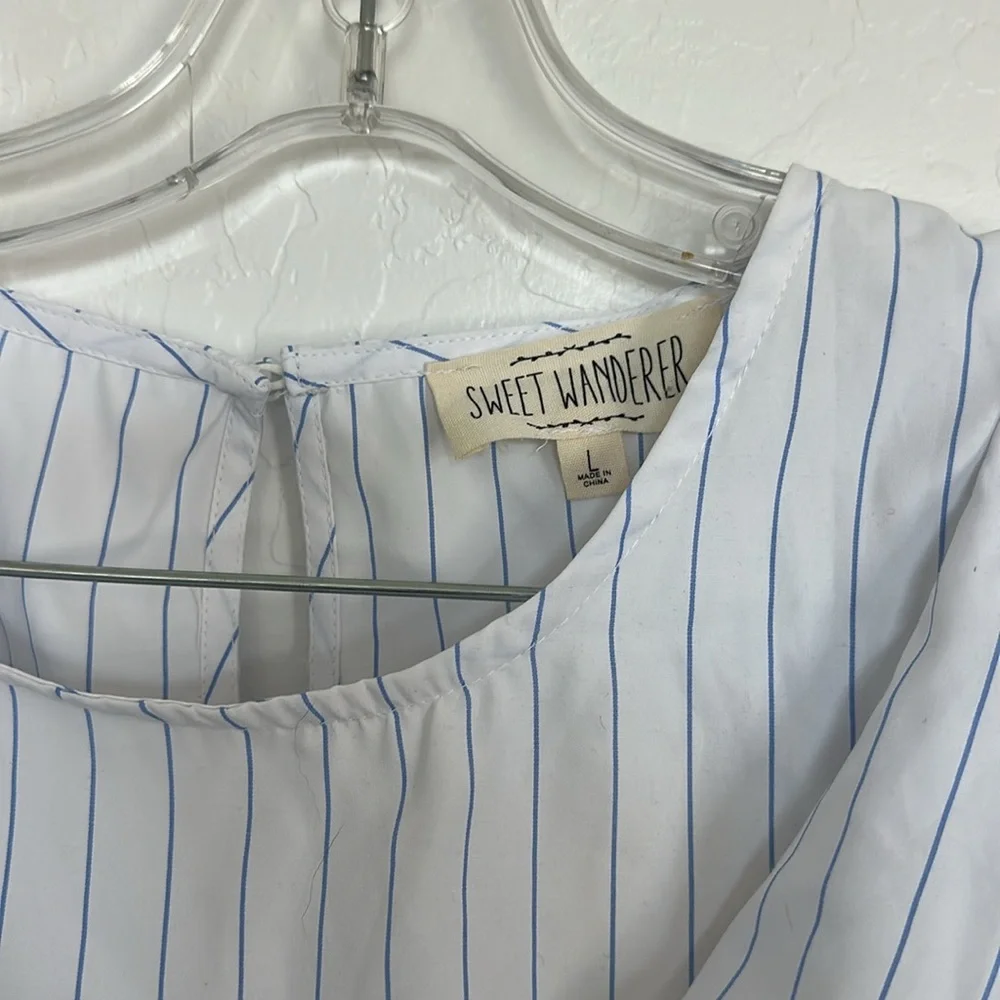 NWT sweet wanderer blouse white blue pin stripe puff preppy Large ruffle indie - Picture 3 of 7